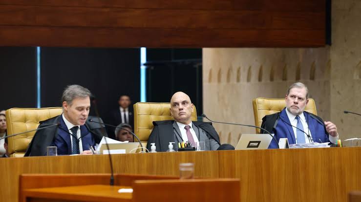 Guerra de ofícios no STF expõe racha entre ministros